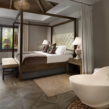 Royal River, Luxury - Adults Only Szálloda