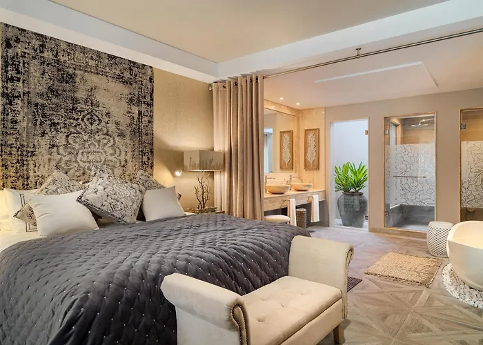 Royal River, Luxury - Adults Only מלון אדחה