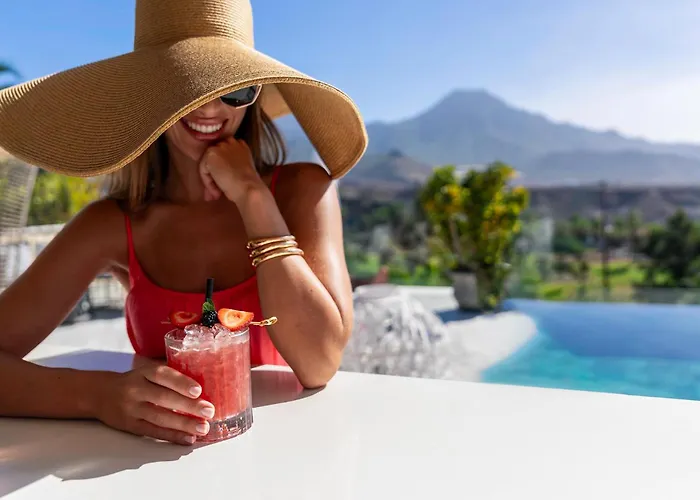 Royal River, Luxury - Adults Only מלון